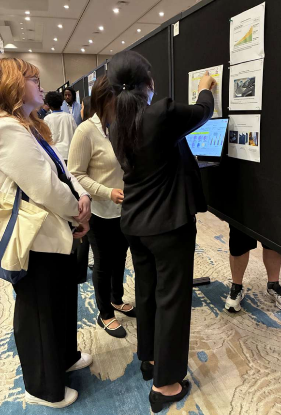 fatima abbas presenting her project